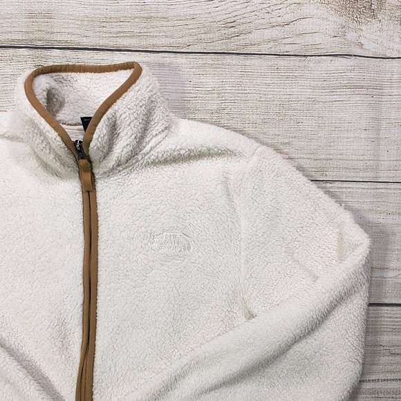 The North Face Sherpa Fleece Jacket - Picture 2 of 5